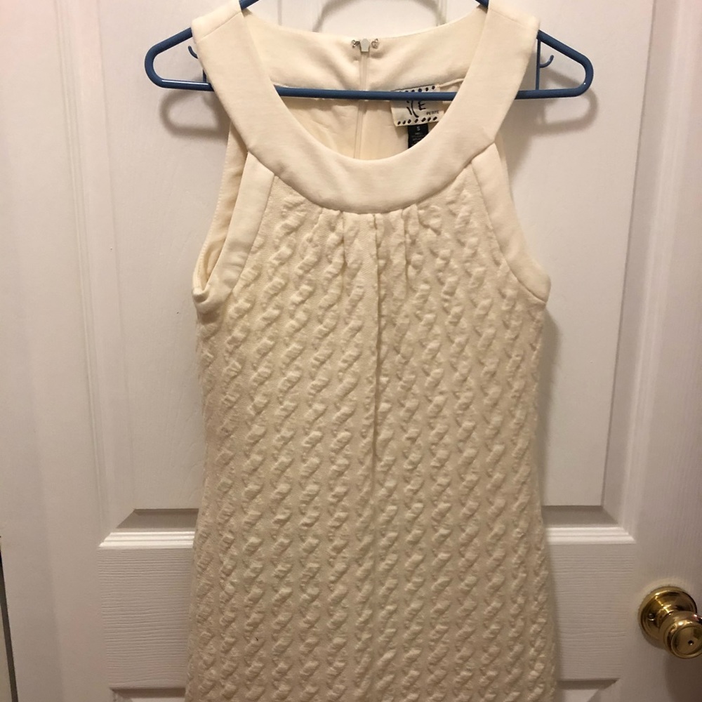 I E petite cream dress